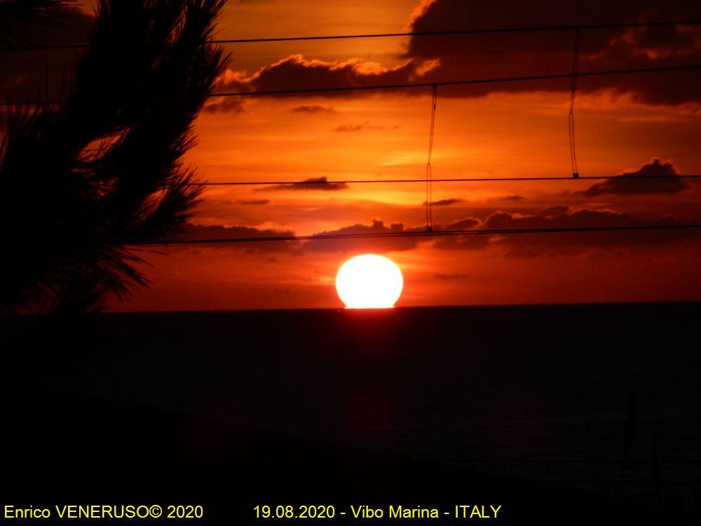 Tramonto a Vibo Marina - 2 19.08.2021.JPG